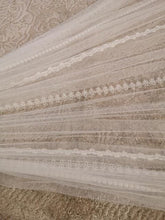 Load image into Gallery viewer, Boho lace veil