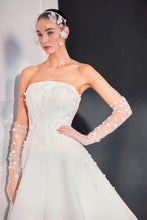 Load image into Gallery viewer, Elle - Ellis Wedding Dress - Sz 14