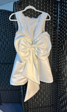Load image into Gallery viewer, CYNTHIA BOW DRESS