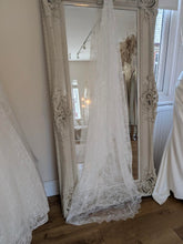 Load image into Gallery viewer, Richard Designs Veil - C69CA