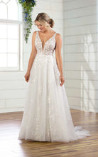 Load image into Gallery viewer, Essense of Australia Wedding Dress - D3023