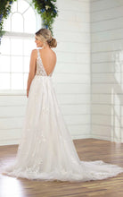 Load image into Gallery viewer, Essense of Australia Wedding Dress - D3023