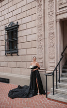 Load image into Gallery viewer, D3648 - ESSENSE OF AUSTRALIA - BLACK SPARKLE WEDDING DRESS - SIZE 14