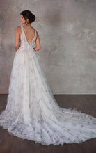 Load image into Gallery viewer, D4165 - Essense of Australia Wedding Dress - Size 14 - Violet/Ivory
