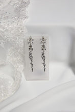 Load image into Gallery viewer, Crystal Flower Drop Earrings
