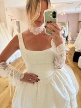 Load image into Gallery viewer, Mimi Chantilly Lace Dress