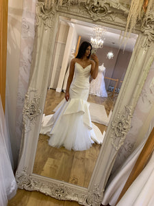 Beatrice - Ellis Ivory Fishtail Wedding Dress