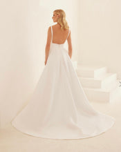 Load image into Gallery viewer, Mikaella Bridal - M2430