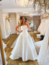 Load image into Gallery viewer, Cindy Mikado Wedding Dress