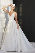 Load image into Gallery viewer, Effie by Ellis Bridals - Wedding Dress