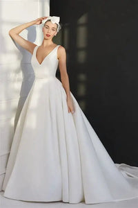 Effie by Ellis Bridals - Wedding Dress