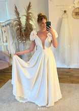 Load image into Gallery viewer, Darla Wedding Dress
