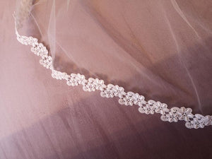 Daisy lace edge veil