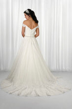 Load image into Gallery viewer, Aria Wedding Dress