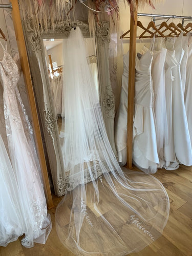 Glitter Leaf Single Tier Veil