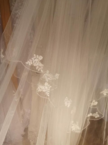 Royal Lace Edge Veil