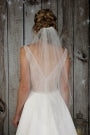 Load image into Gallery viewer, Scatter pearl veil - 43&quot;